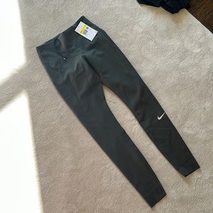 Nike epic luxe leggings